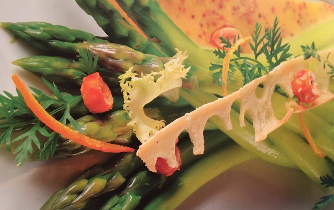 upper larynx Dominant Reteta de inseninarea a zilei ploioase: salata de sparanghel verde |  chefjosephhadad.ro